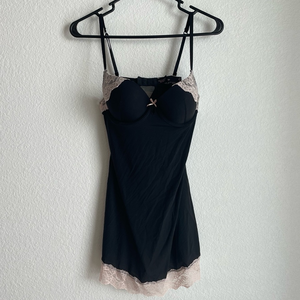 VICTORIA’S SECRET BUSTIER SLIP TOP🖤